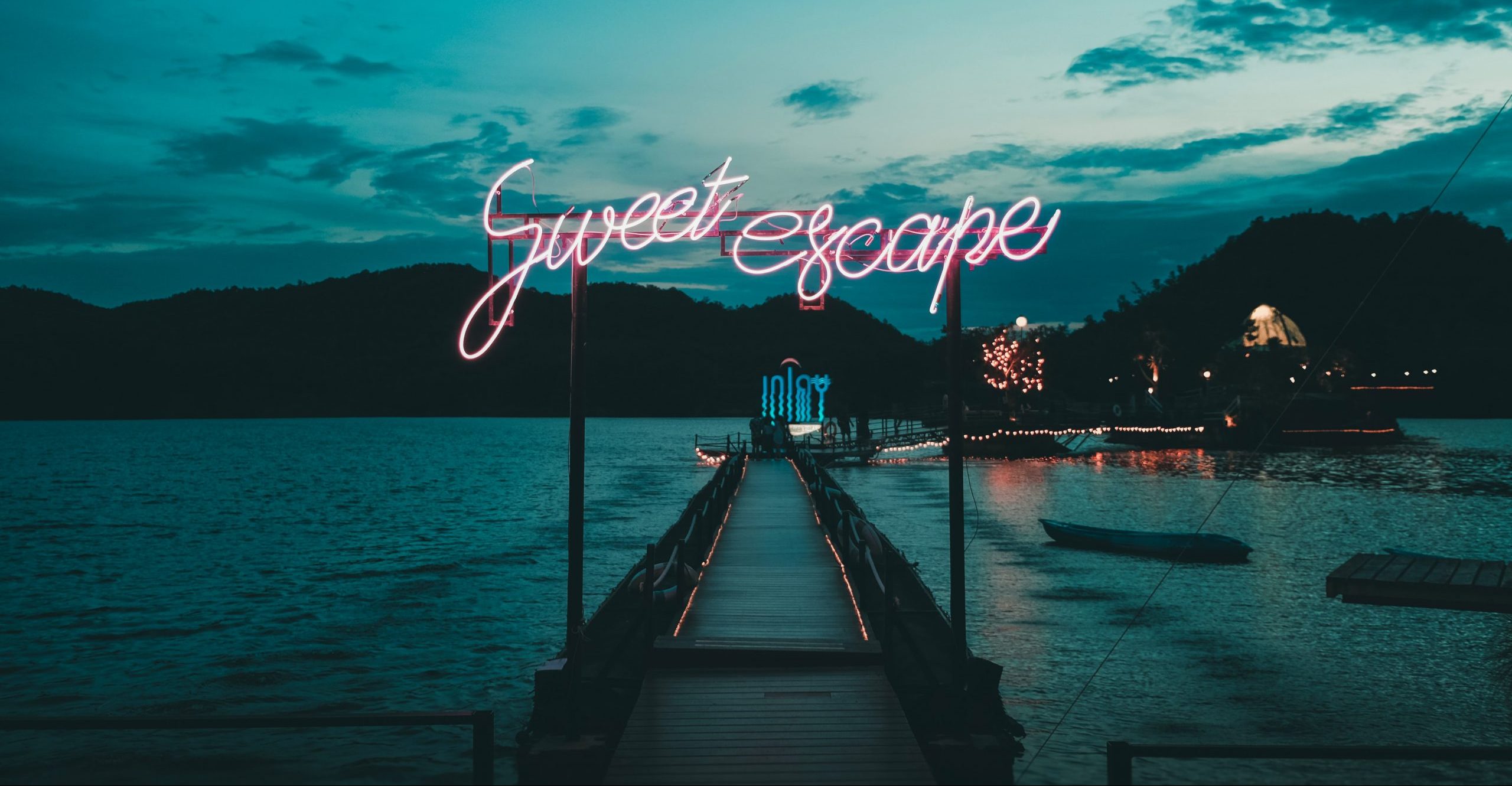 sweet escape sign