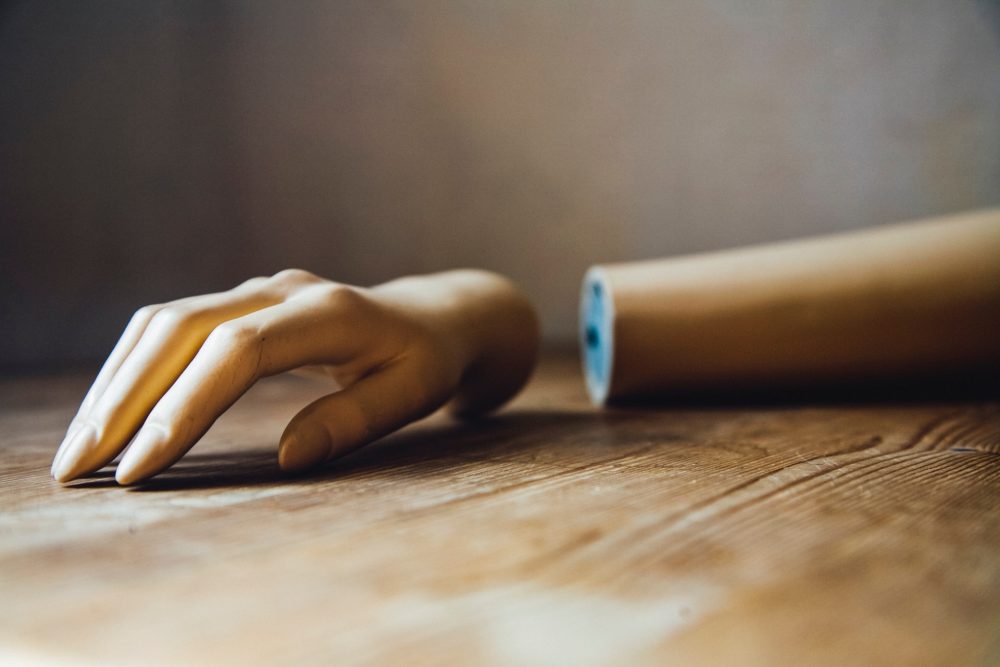 Mannequin hand severed at the wrist