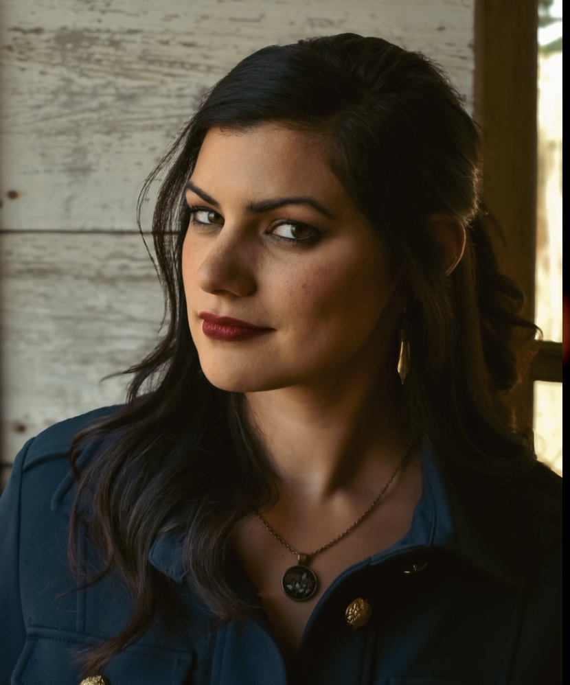 Ande Pliego Headshot