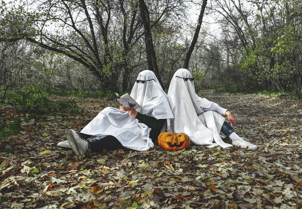 Our Favorite Short Stories, Flash Fiction, and Poetry to Read for Halloween